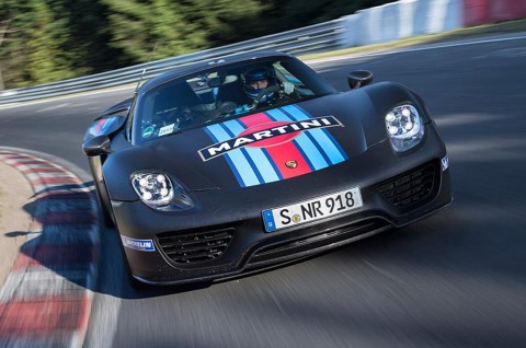 Porsche 918 Spyder sets lap record at Nurburgring